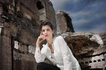 Coronavirus, Chiara Muti: Teatri chiusi? insostenibile e incomprensibile Coronavirus, Chiara Muti: Teatri chiusi? insostenibile e incomprensibile
